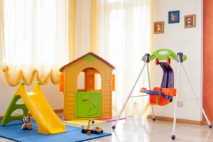 Giochi per bambini nell'area Giochi del Residence Welcome Rimini